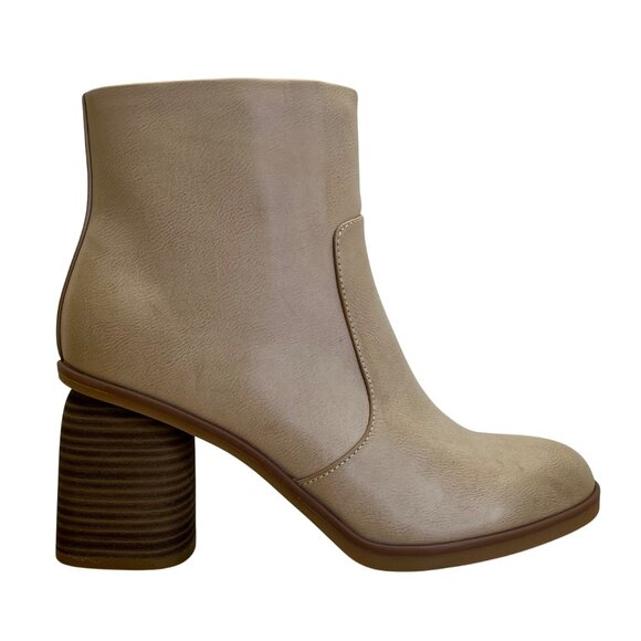 Korks Women’s Cream PU Leather Destiny Stacked Block Heel Ankle Boots Size 10M - Picture 1 of 12